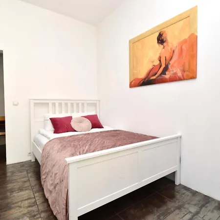 Totu Loft Abrahama *
